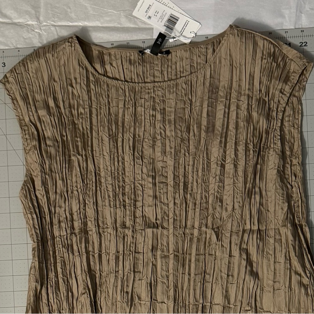 Eileen Fisher Crinkled Short Sleeve Blouse in Taupe
